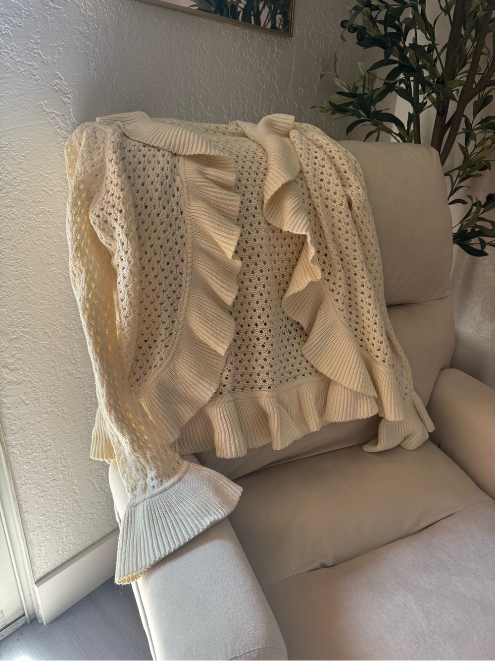 Vintage Faded Glory Cream Open Knit Ruffle Cardigan Sweater Cottagecore Boho M